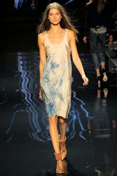Look 35